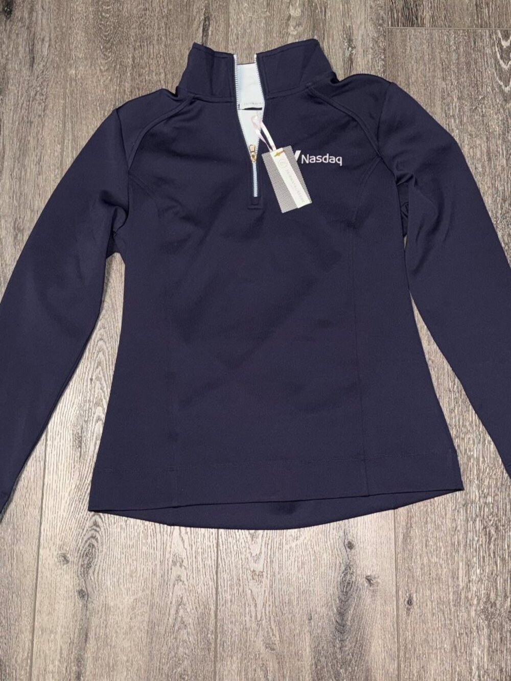 NWT Fairway & Greene Women's Sz M Wells 1/4 zip Golf Pullover Navy Blue NASDAQ